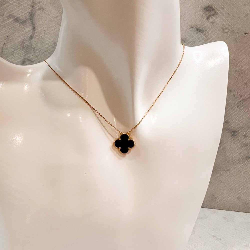 18K REAL GOLD clover necklace